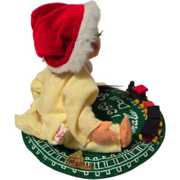 Annalee Doll Society 1989 Kid In Pajamas W/Santa Hat Wooden Train & Bear W/Tag - Picture 5 of 11